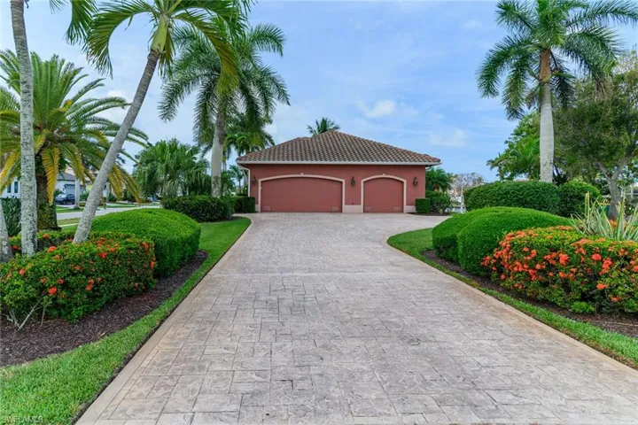 98 Gulfport Ct, Marco Island, Florida 34145