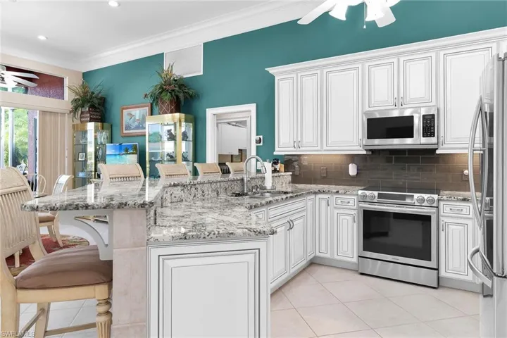 98 Gulfport Ct, Marco Island, Florida 34145