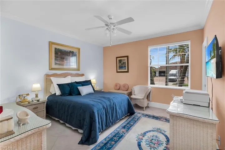 98 Gulfport Ct, Marco Island, Florida 34145