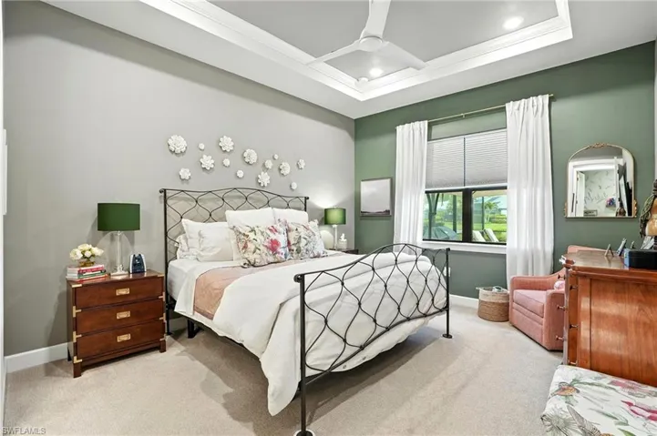 8881  Horned Lark  DR, Naples, FL 34120