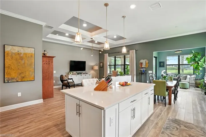 8881  Horned Lark  DR, Naples, FL 34120