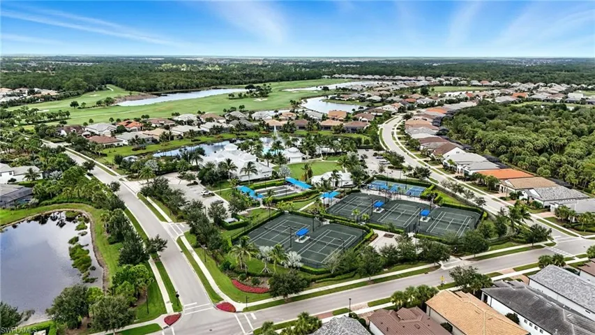 8881  Horned Lark  DR, Naples, FL 34120