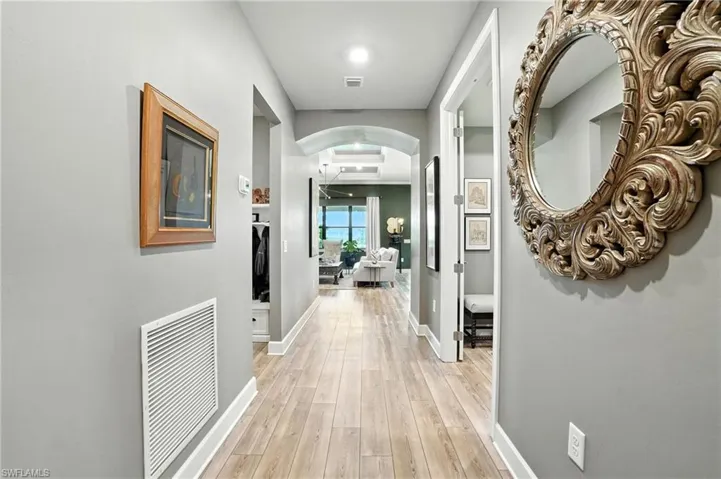 8881  Horned Lark  DR, Naples, FL 34120