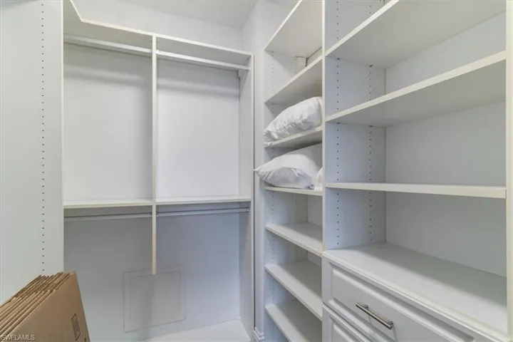 5068  Annunciation  CIR, Ave Maria, FL 34142