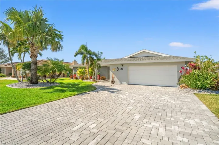 Welcome to 4930 Santa Monica Ct!