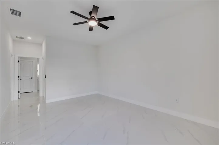 1810 Ne 6th Pl, Cape Coral, Florida 33909