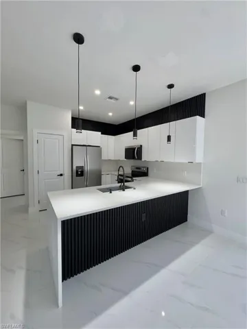 Accent wall to kitchen
