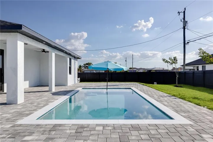 1810 Ne 6th Pl, Cape Coral, Florida 33909