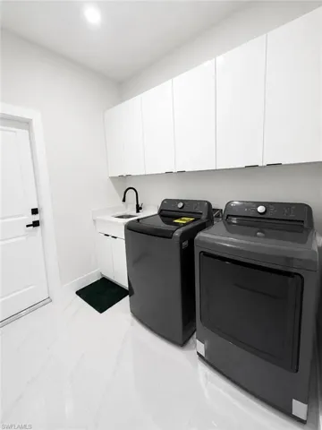 1810 Ne 6th Pl, Cape Coral, Florida 33909