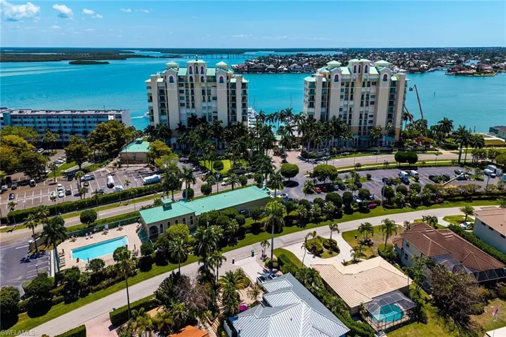 1081  Bald Eagle  DR, Marco Island, FL 34144