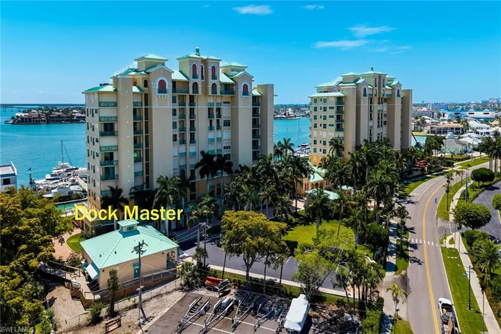 1081  Bald Eagle  DR, Marco Island, FL 34144