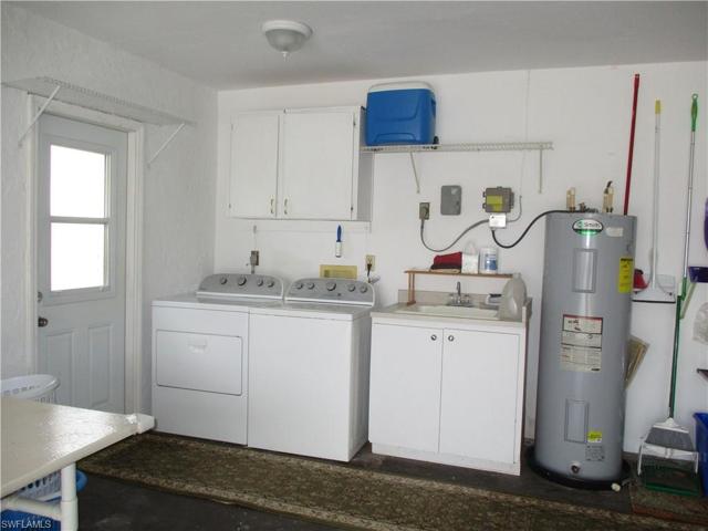 3645 SE 8th AVE, CAPE CORAL FL 33904
