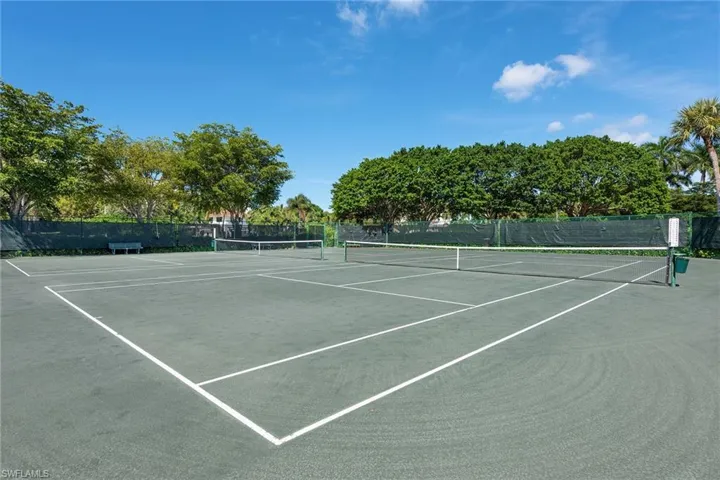 2304  Gulf Shore N BLVD, Naples, FL 34103