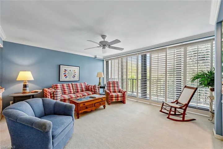2304  Gulf Shore N BLVD, Naples, FL 34103
