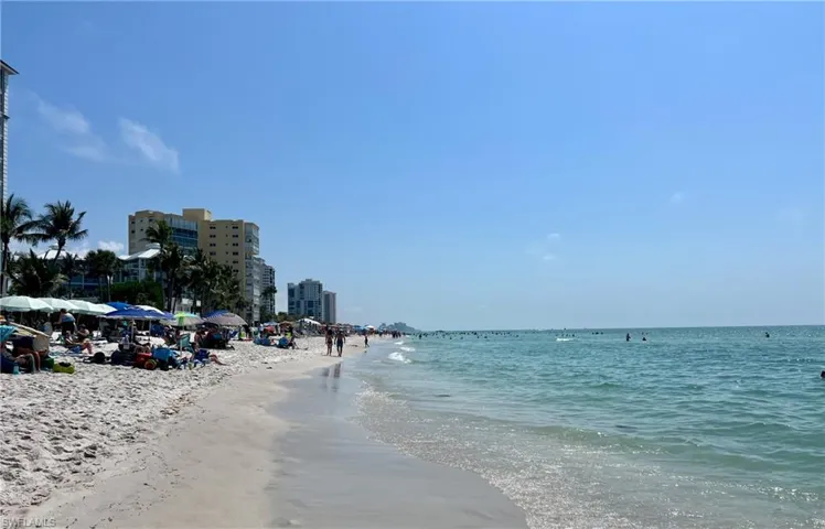 619  Beachwalk  CIR, Naples, FL 34108