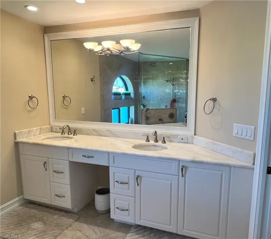 619  Beachwalk  CIR, Naples, FL 34108
