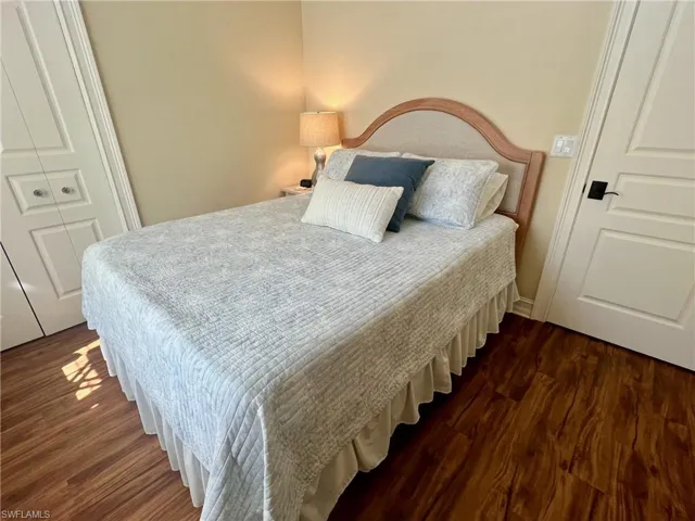 619  Beachwalk  CIR, Naples, FL 34108
