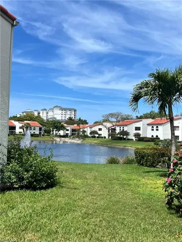 619  Beachwalk  CIR, Naples, FL 34108