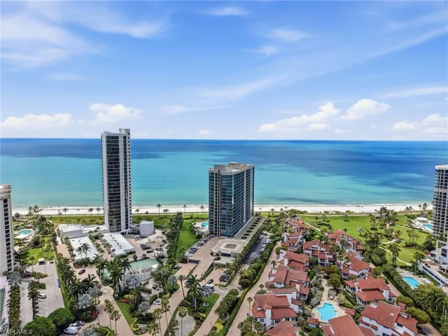 4651  Gulf Shore N BLVD, Naples, FL 34103