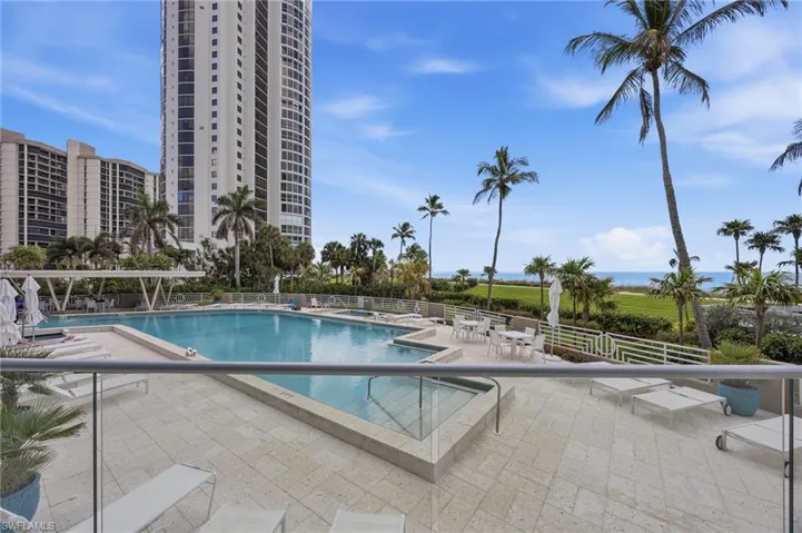 4651  Gulf Shore N BLVD, Naples, FL 34103