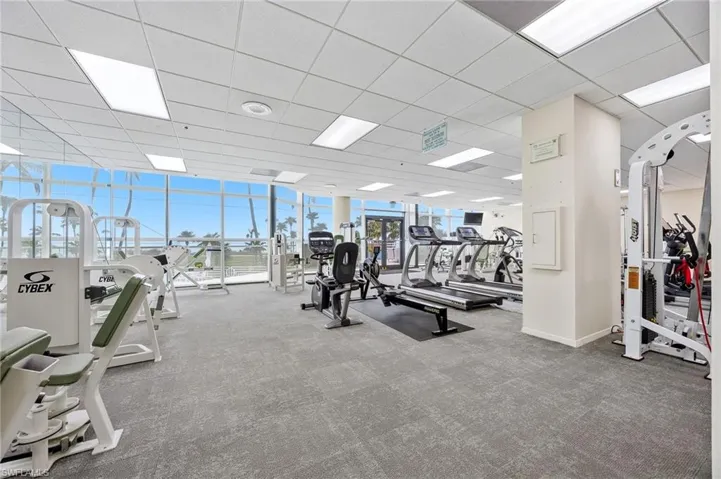 4651  Gulf Shore N BLVD, Naples, FL 34103
