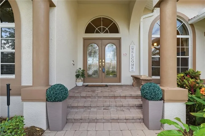 1621 Almeria Ct, Marco Island, Florida 34145