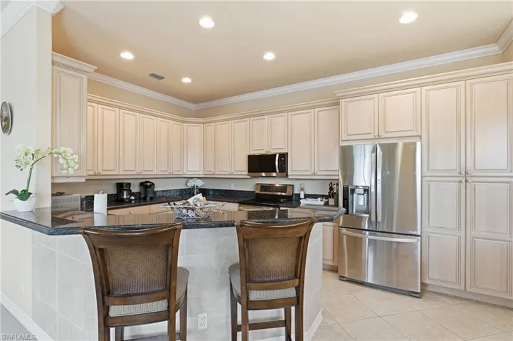 1621 Almeria Ct, Marco Island, Florida 34145