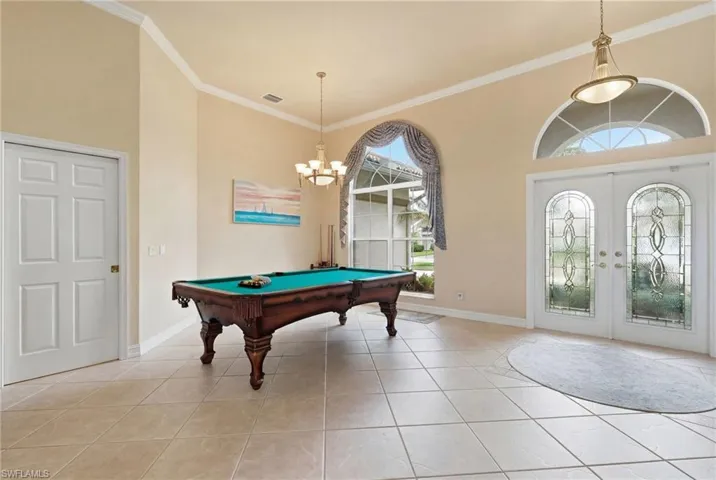 1621 Almeria Ct, Marco Island, Florida 34145