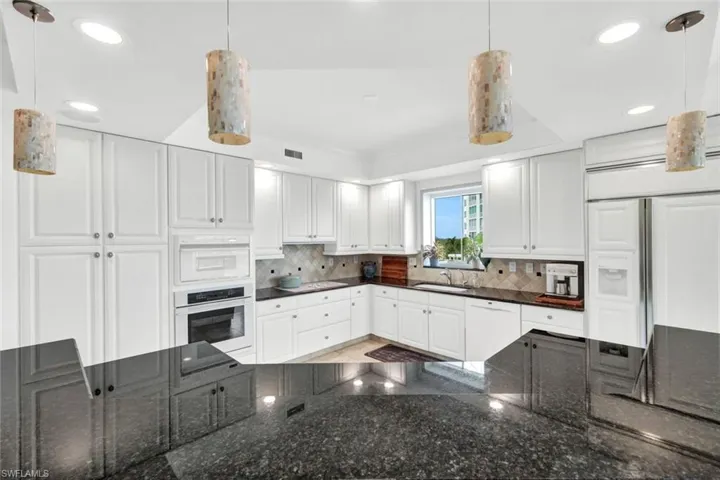 Huge Chefs Kitchen