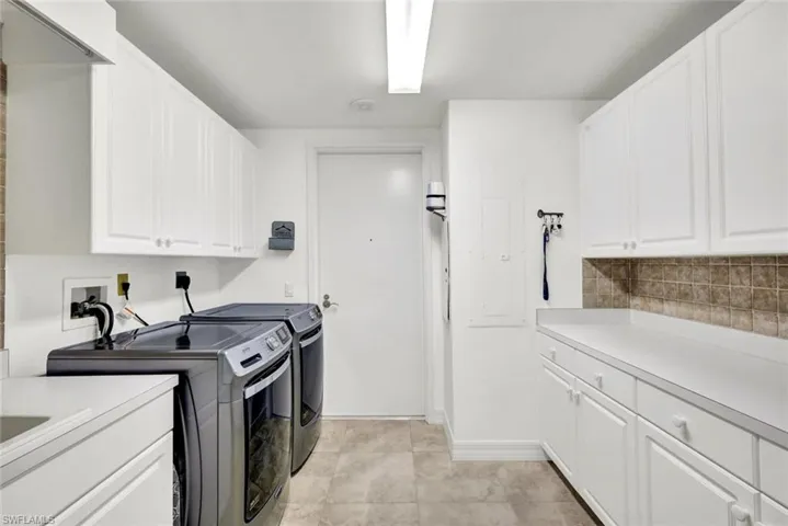 Huge Laundry Room with lots of Storage