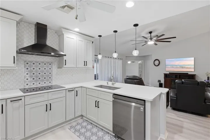 404 Parkdale Blvd, Lehigh Acres, Florida 33974