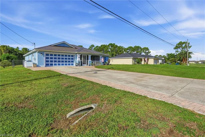 404 Parkdale Blvd, Lehigh Acres, Florida 33974