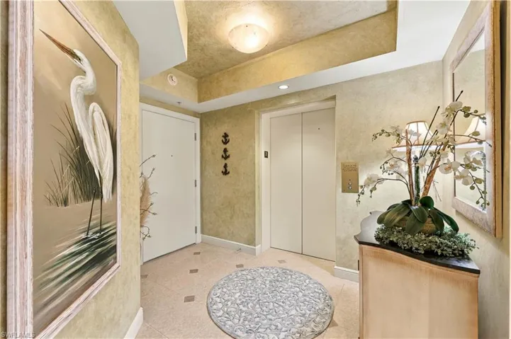 1060 Borghese Ln 205, Naples, Florida 34114