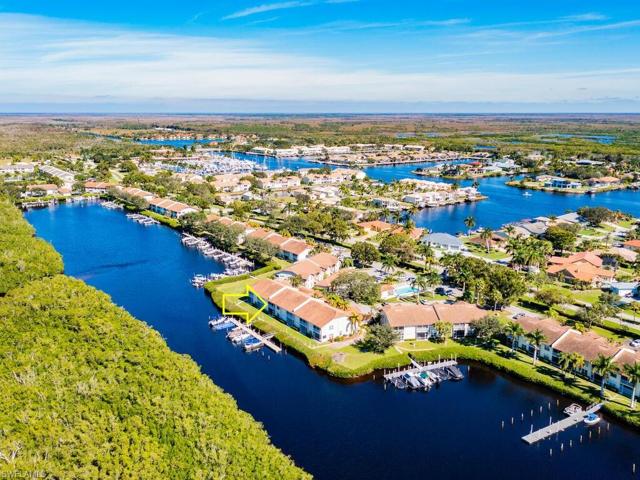 206  Newport  DR, Naples, FL 34114