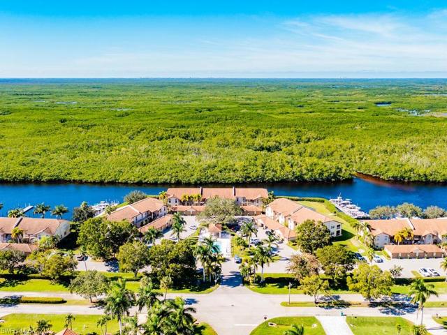 206  Newport  DR, Naples, FL 34114