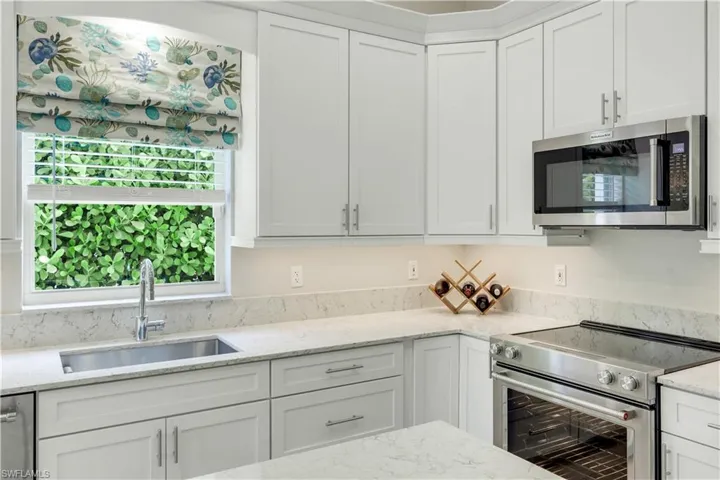 7661 San Sebastian Way, Naples, Florida 34109