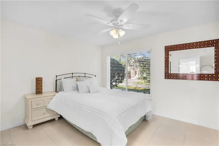 600 7th Ave S # 600, Naples Fl 34102
