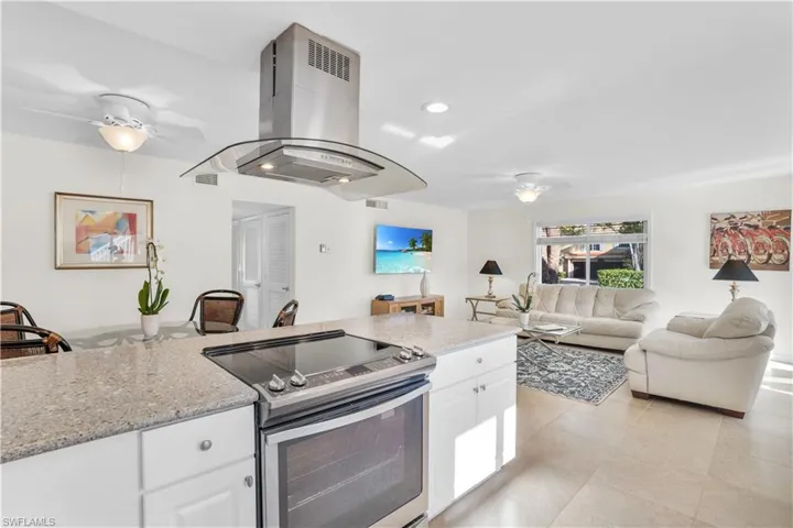 600 7th Ave S # 600, Naples Fl 34102