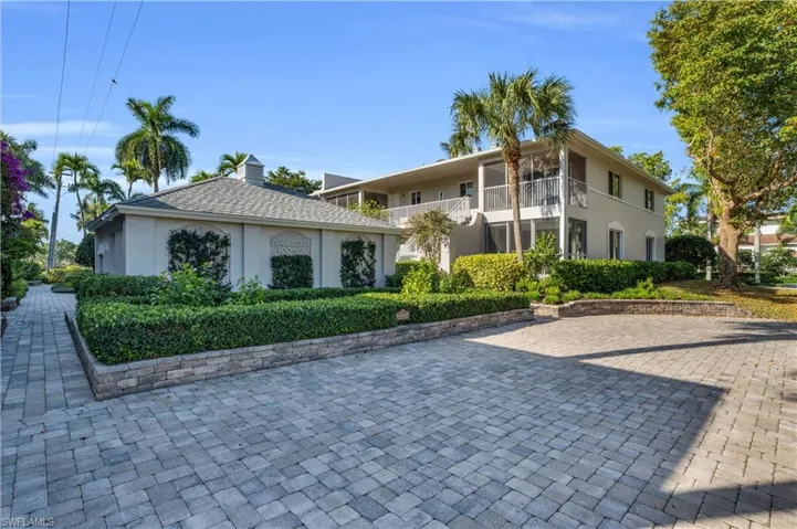 600 7th Ave S # 600, Naples Fl 34102