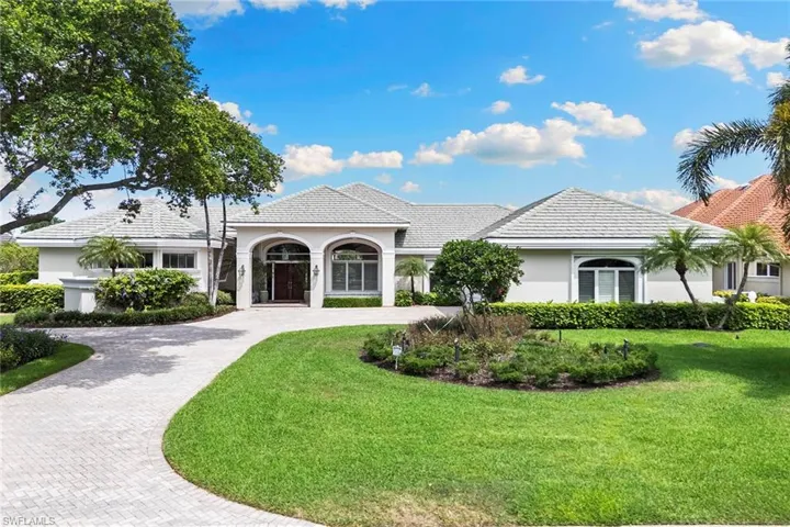 6991 Greentree Dr, Naples, Florida 34108