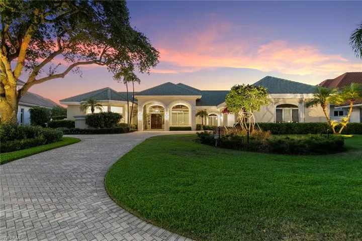 6991 Greentree Dr, Naples, Florida 34108