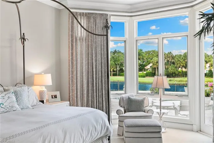 6991 Greentree Dr, Naples, Florida 34108
