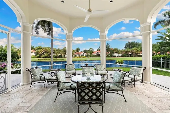 6991 Greentree Dr, Naples, Florida 34108