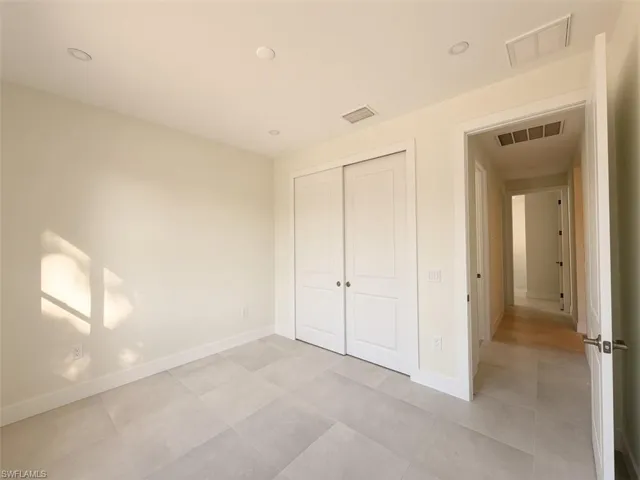 3175 Pine Tree Dr, Naples, Florida 34112