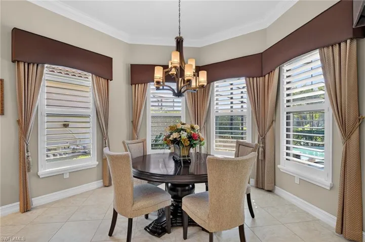 7352 Lantana Way, Naples, Florida 34119