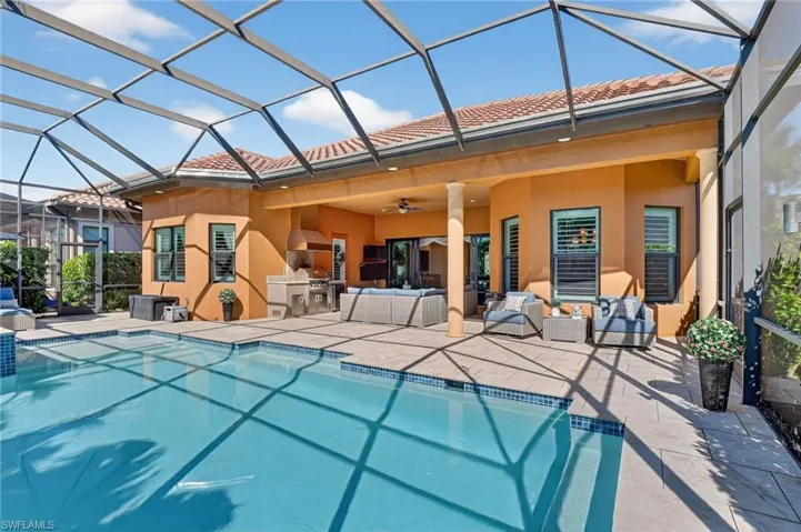 7352 Lantana Way, Naples, Florida 34119