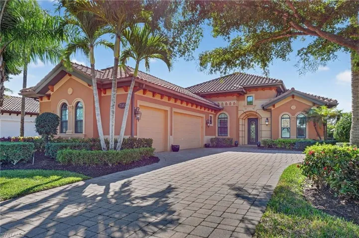 7352 Lantana Way, Naples, Florida 34119