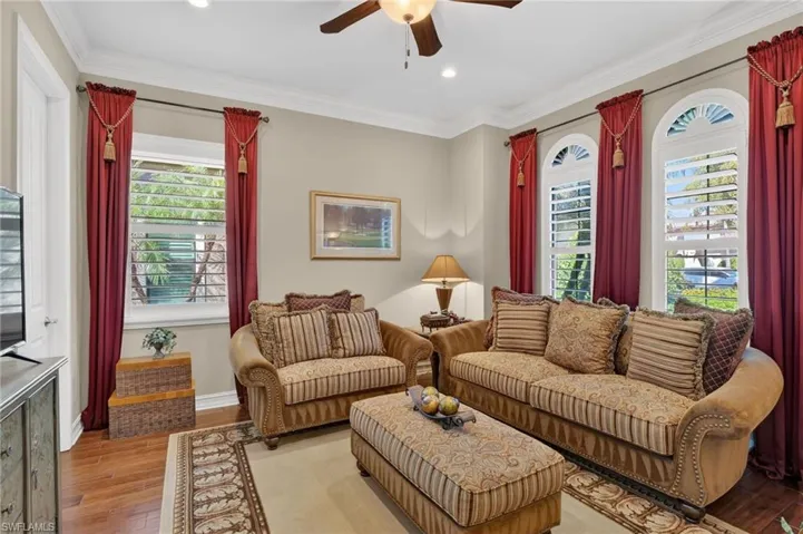 7352 Lantana Way, Naples, Florida 34119
