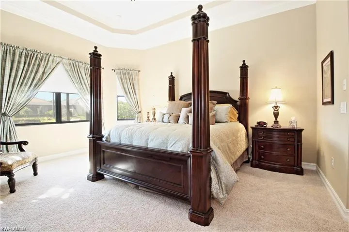 7352 Lantana Way, Naples, Florida 34119
