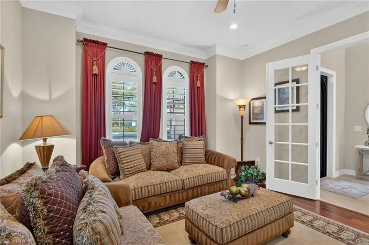 7352 Lantana Way, Naples, Florida 34119